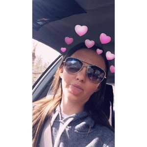 Meet your Posher, Brittney